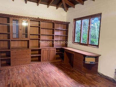 Casa de 4 alcobas en venta en Loma Del Escobero, Envigado · foto 16 de 20