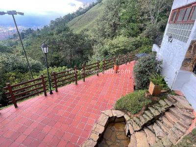 Casa de 4 alcobas en venta en Loma Del Escobero, Envigado · foto 5 de 20