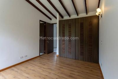 Casa de 5 alcobas en venta en Loma Del Escobero, Envigado, 2000 m² · foto 17 de 20