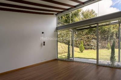 Casa de 5 alcobas en venta en Loma Del Escobero, Envigado, 2000 m² · foto 18 de 20