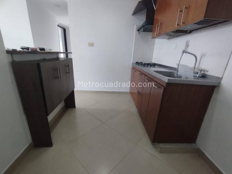 Apartamento de 3 Alcobas en Rodeo Alto - 5