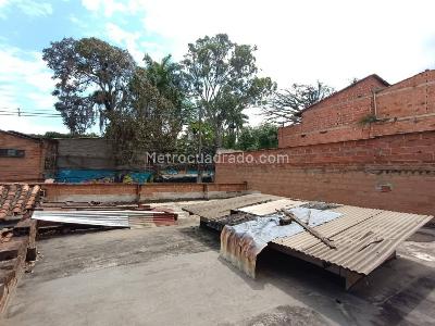 Casa de 5 alcobas en venta en Machado, Bello, 300 m² · foto 7 de 20