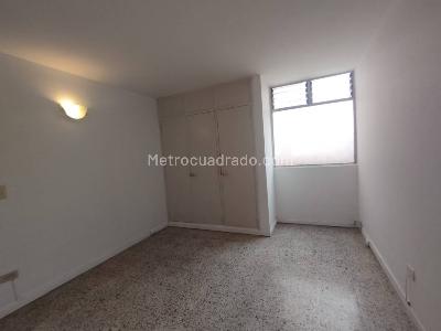 Apartamento en venta en Laureles, Medellín · foto 13 de 20