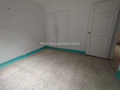 Casa de 5 alcobas en arriendo en Medellin, Medellín, 240 m² · foto 10 de 20