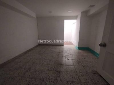 Casa de 5 alcobas en arriendo en Medellin, Medellín, 240 m² · foto 16 de 20