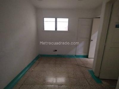 Casa de 5 alcobas en arriendo en Medellin, Medellín, 240 m² · foto 20 de 20