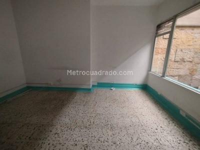 Casa de 5 alcobas en arriendo en Medellin, Medellín, 240 m² · foto 9 de 20