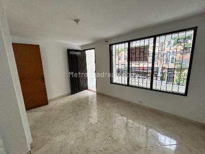 Apartamento de 3 alcobas en venta en El Dorado, Envigado, 114 m² · foto 2 de 20