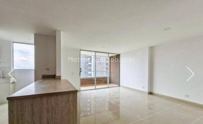 Apartamento de 3 alcobas en venta en Sabaneta, Sabaneta, 52 m² · foto 3 de 13