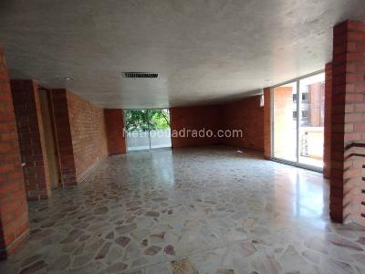 Apartamento en venta en La Almeria, Medellín · foto 3 de 20