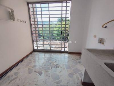 Apartamento en venta en La Almeria, Medellín · foto 12 de 20