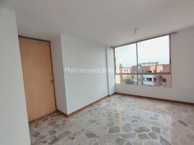 Apartamento en venta en La Almeria, Medellín · foto 13 de 20