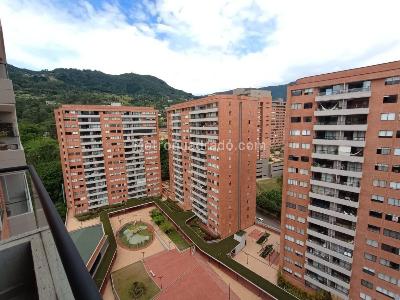 Apartamento en Arriendo, Loma De Las Brujas, Envigado