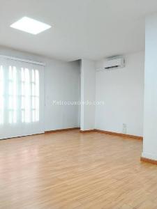 Casa de 5 alcobas en venta en La Floresta, Medellín, 290 m² · foto 11 de 20