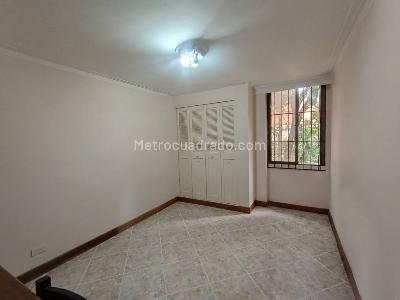 Apartamento de 4 alcobas en venta en La Floresta, Medellín, 112 m² · foto 14 de 20