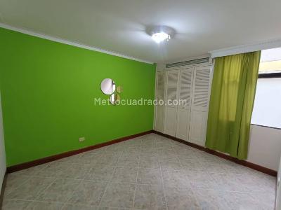 Apartamento de 4 alcobas en venta en La Floresta, Medellín, 112 m² · foto 19 de 20