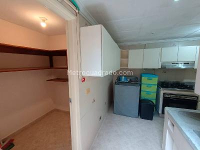 Apartamento de 4 alcobas en venta en La Floresta, Medellín, 112 m² · foto 9 de 20