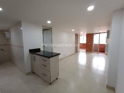 Apartamento en venta en Villa Hermosa, Medellín · foto 4 de 16