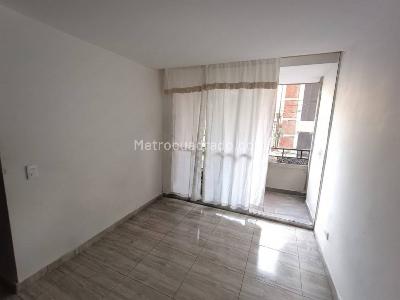 Apartamento de 3 alcobas en venta en La Gabriela, Bello, 64 m² · foto 5 de 15