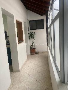 Casa de 4 alcobas en venta en Los Angeles, Medellín, 123 m² · foto 4 de 12
