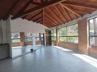 Apartamento de 2 alcobas en arriendo en La Colina, Medellín, 75 m² · foto 10 de 13