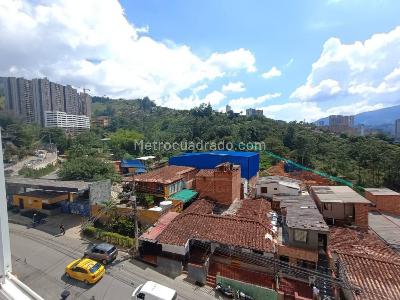 Apartamento de 3 alcobas en venta en Maria Auxiliadora, Sabaneta, 52 m² · foto 8 de 17