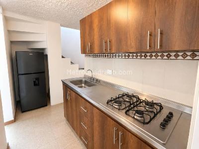 Casa de 2 alcobas en venta en Robledo Villa SofaA, Medellín, 75 m² · foto 5 de 13