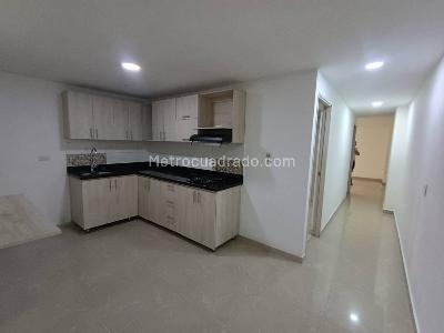 Apartamento de 3 alcobas en arriendo en Belen Rosales, Medellín, 120 m² · foto 5 de 17