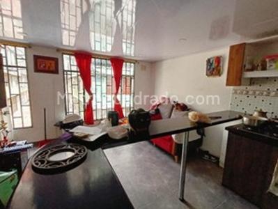 Casa de 5 alcobas en venta en Villa Teresita, Bogotá, 211 m² · foto 7 de 13