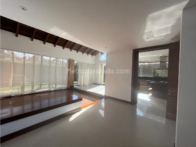 Casa de 4 alcobas en venta en Bojaca, Chía, 290 m² · foto 4 de 20