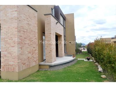 Casa de 4 alcobas en venta en Cerca De Piedra, Chía, 441 m² · foto 7 de 20