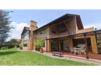Casa de 5 alcobas en arriendo en Autopista Cajica Chia, Chía, 520 m² · foto 2 de 20