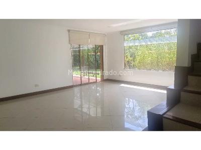 Casa de 5 alcobas en arriendo en Autopista Cajica Chia, Chía, 520 m² · foto 3 de 20
