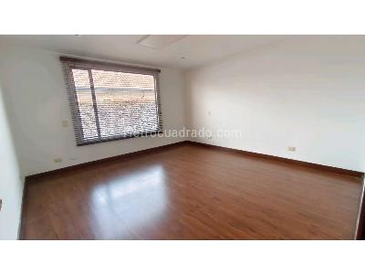 Casa de 5 alcobas en arriendo en Autopista Cajica Chia, Chía, 520 m² · foto 19 de 20