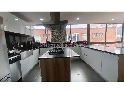 Apartamento de 3 alcobas en venta en Chico, Bogotá, 190 m² · foto 11 de 20