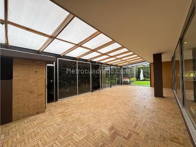 Casa de 5 alcobas en venta en Chuntame, Cajicá, 264 m² · foto 10 de 20