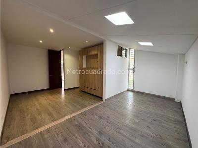 Casa de 5 alcobas en venta en Chuntame, Cajicá, 264 m² · foto 17 de 20