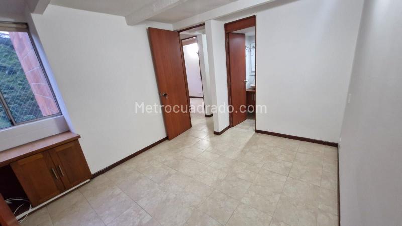 Piso – Medellín, Loma de Los Bernal, Belén - Más