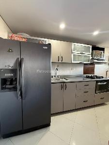 Apartamento en venta en Belen Loma De Los Bernal, Medellín · foto 3 de 13