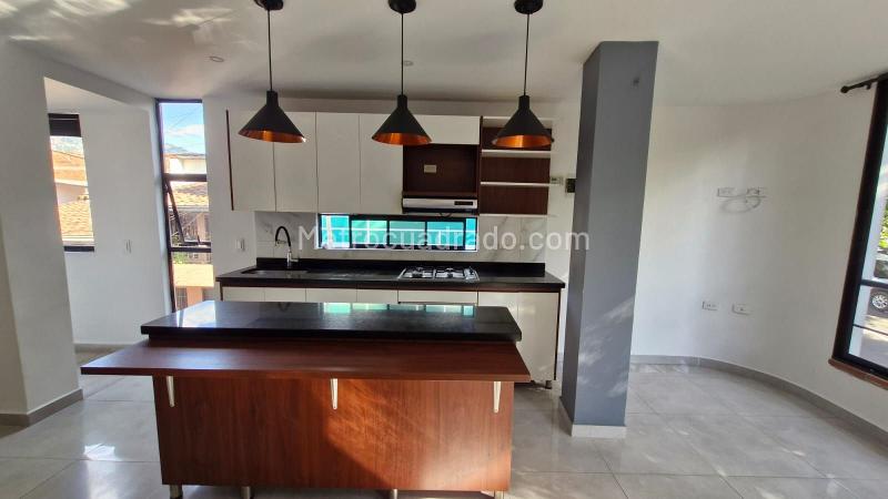 Apartamento en Arriendo, La cabaña, Bello – pohled 3