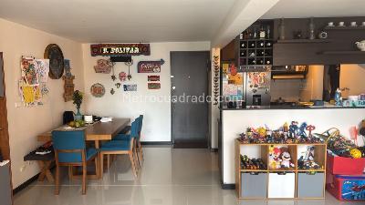 Apartamento de 3 alcobas en venta en Lagos De La Doctora, Sabaneta, 77 m² · foto 2 de 19