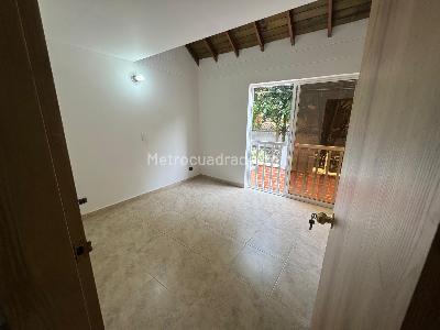 Casa de 4 alcobas en venta en Belen La Mota, Medellín, 113 m² · foto 18 de 18