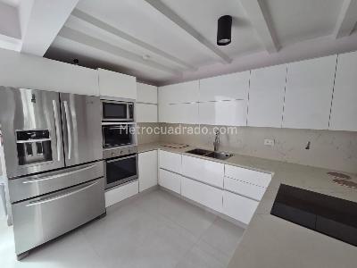 Casa de 3 alcobas en venta en Belen La Mota, Medellín, 170 m² · foto 8 de 20