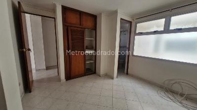 Apartamento de 3 alcobas en venta en Laureles, Medellín, 100 m² · foto 7 de 16