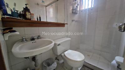 Casa de 4 alcobas en venta en Belen Loma De Los Bernal, Medellín, 140 m² · foto 17 de 20