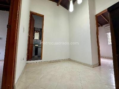 Apartamento de 3 alcobas en venta en Calasania, Medellín, 63 m² · foto 6 de 11