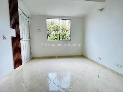 Apartamento de 3 alcobas en venta en Calasania, Medellín, 63 m² · foto 8 de 11