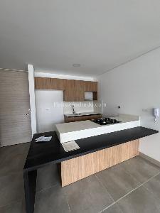 Apartamento de 2 alcobas en venta en Poblado Los Balsos, Medellín, 87 m² · foto 2 de 10