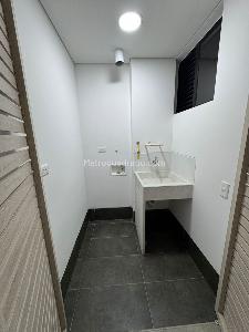 Apartamento de 2 alcobas en venta en Poblado Los Balsos, Medellín, 87 m² · foto 3 de 10