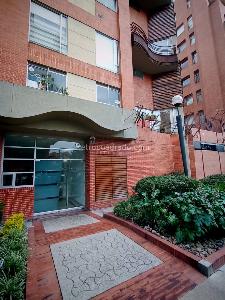 Apartamento de 1 alcoba en venta en Chico Autopista, Bogotá, 69 m² · foto 13 de 15